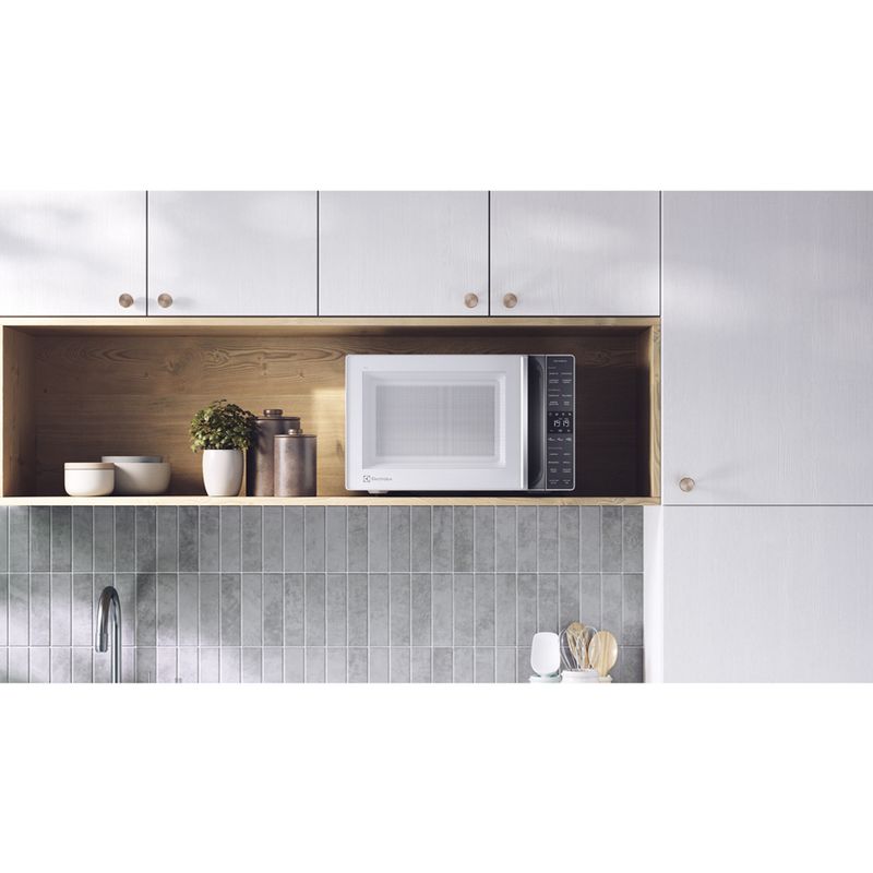 6-micro-ondas-electrolux-me36b