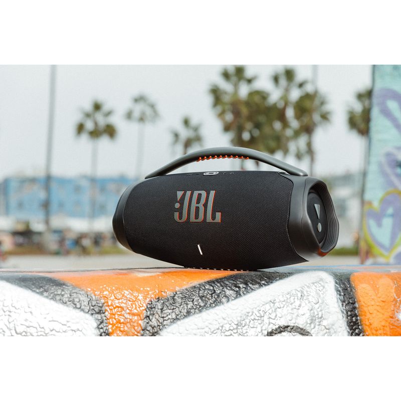 10-jbl-boombox3
