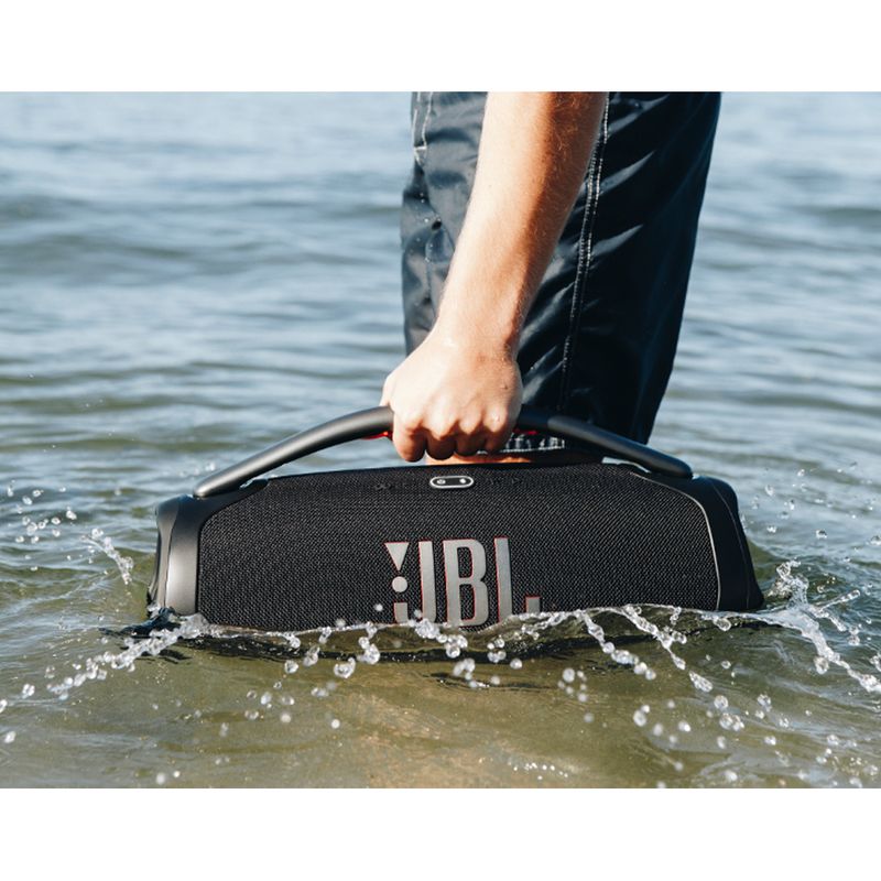 13-jbl-boombox3