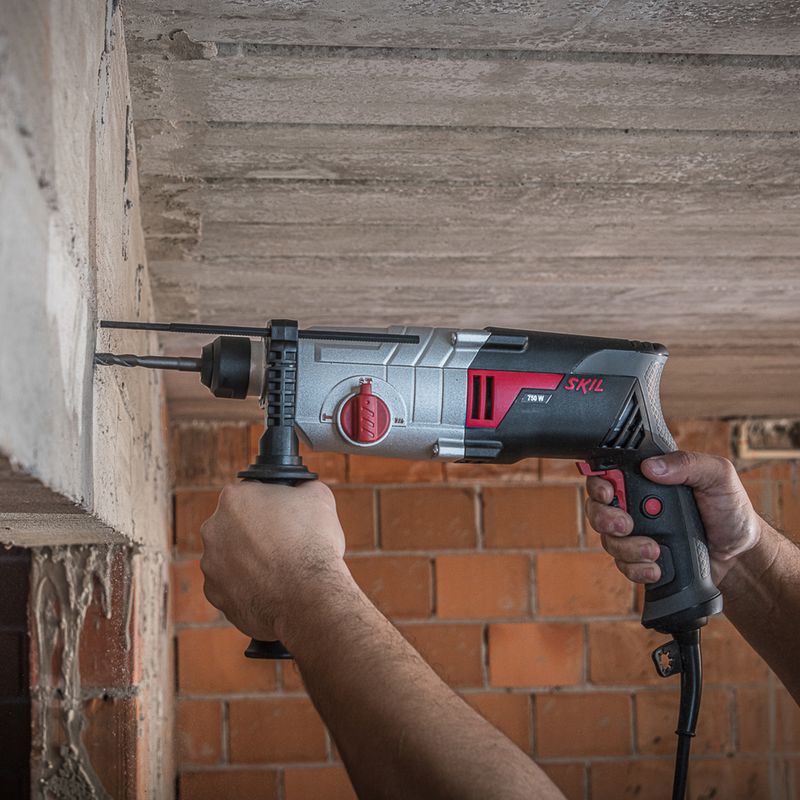 8-furadeira-skil-martelete-rotativo-750w