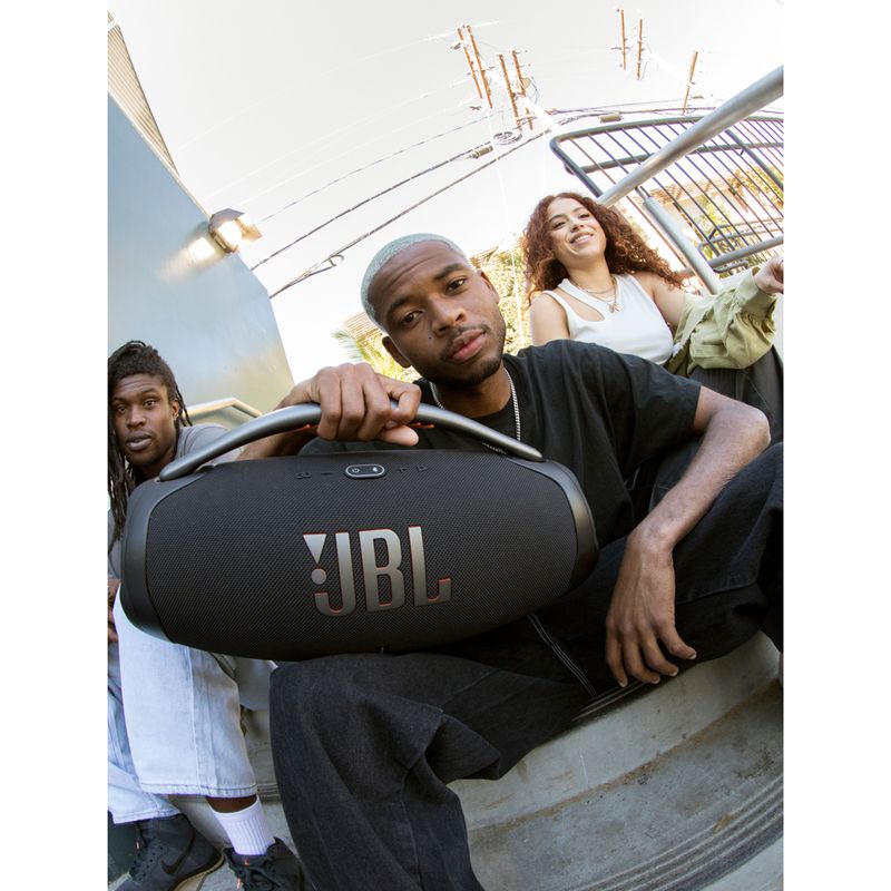 12-jbl-boombox3
