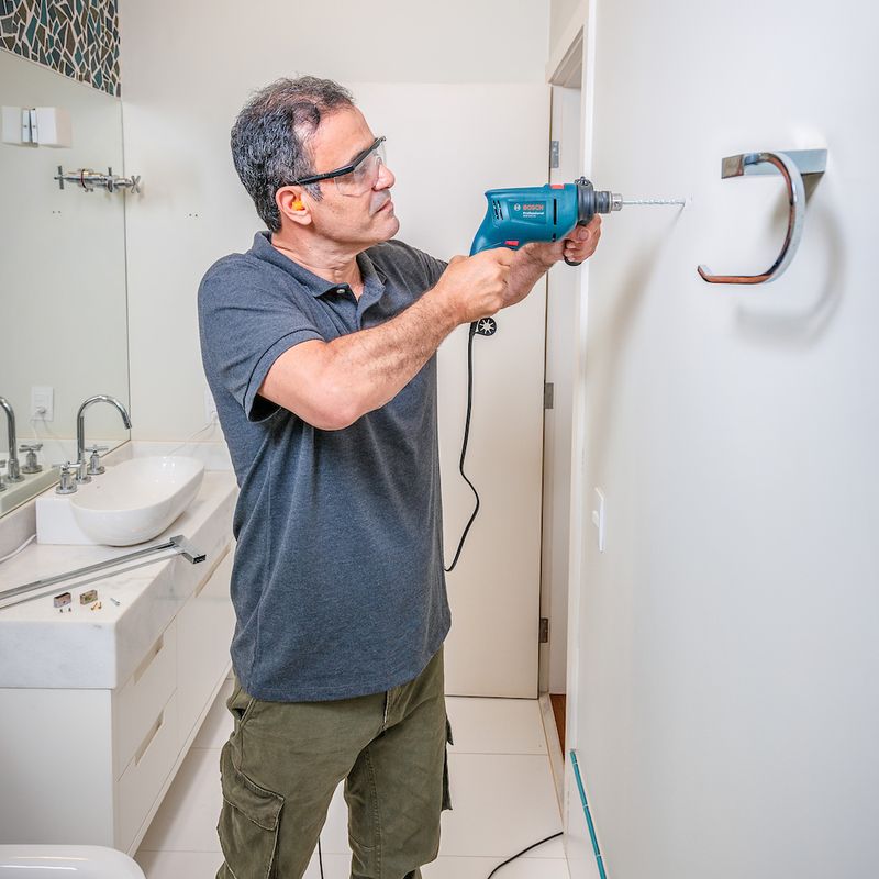 08-furadeira-bosch-gsb450