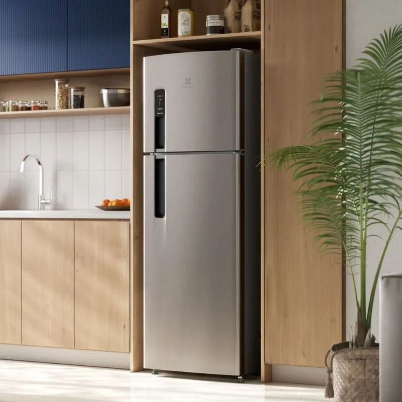 09-refrig.electrolux-if41s